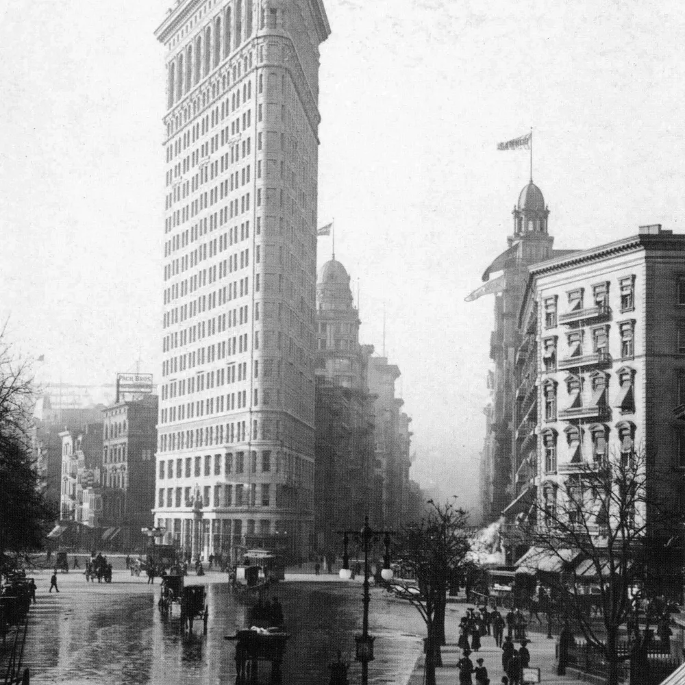 Flatiron Building, New York (c. 1903), U.S. Library of Congress / Wikimedia Commons